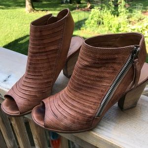 Paul Green Cayanne tan